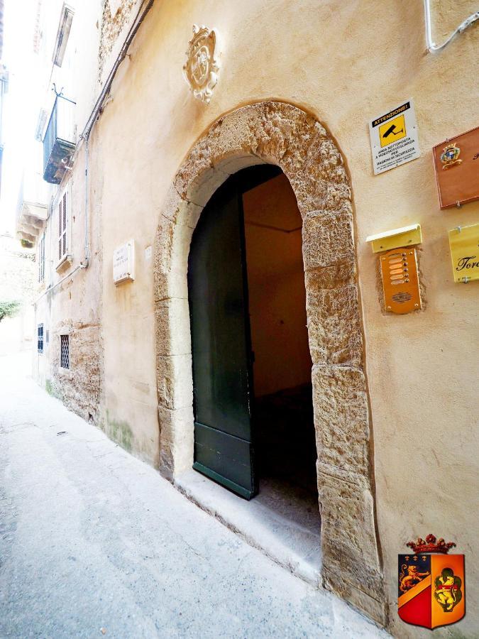 Palazzo Toraldo Di Francia Bed & Breakfast Tropea Luaran gambar